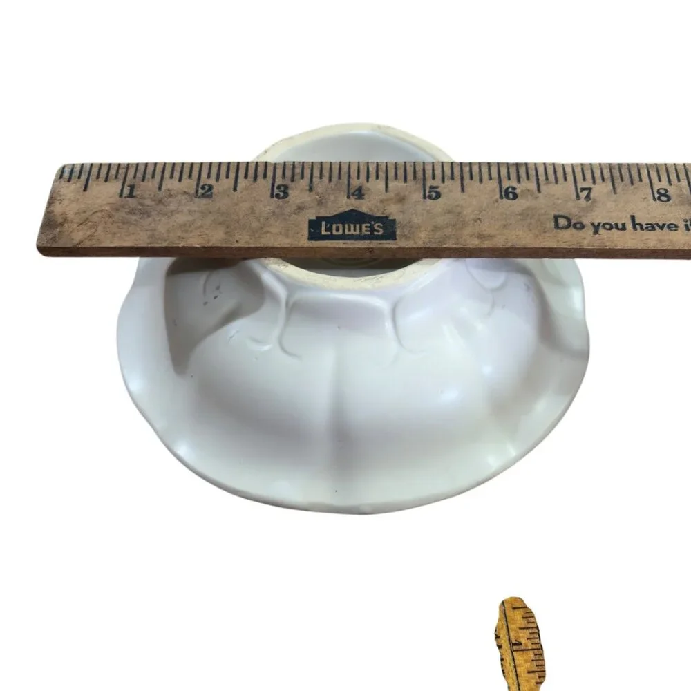 VTG McCoy USA White Lotus Petal Ceramic Footed Bowl Scalloped Ruffled Edge 7